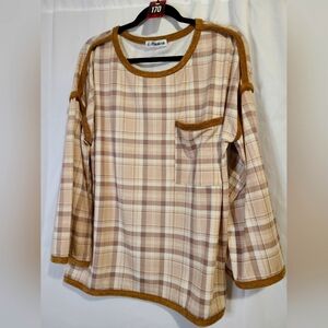 MACARON L Sample Long Sleeve Cream and White Top 170